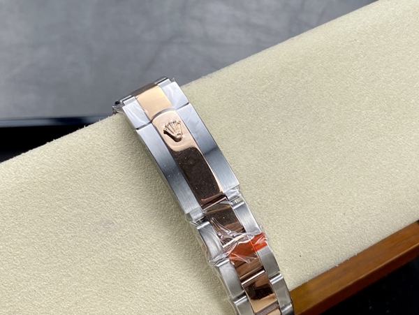 激安ロレックス着用イメージ